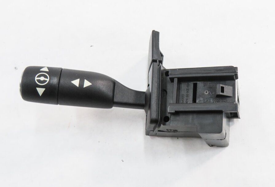 Thumbnail 5: 2010 RANGE ROVER (L322) STEERING WHEEL ADJUSTMENT SWITCH LEVER ARM