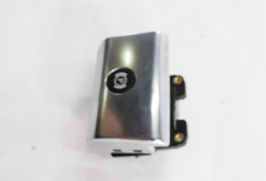 Thumbnail 5: 2010 RANGE ROVER (L322) EMERGENCY PARKING BRAKE SWITCH BUTTON