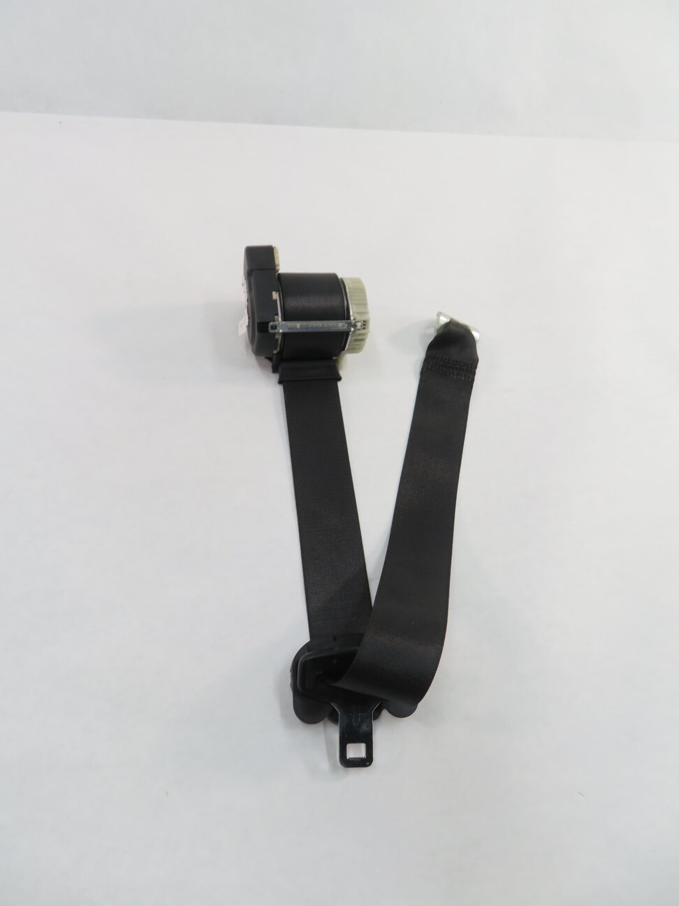 Thumbnail 3: 2010 RANGE ROVER (L322) LEFT REAR 2nd SECOND ROW SEAT SEATBELT RETRACTOR (BLACK)