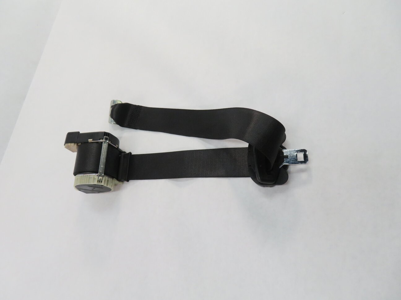Thumbnail 3: 10 RANGE ROVER (L322) RIGHT REAR 2nd SECOND ROW SEAT SEATBELT RETRACTOR (BLACK)