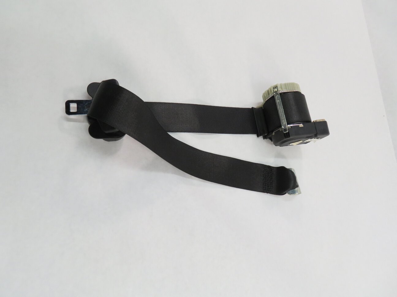 Thumbnail 4: 10 RANGE ROVER (L322) RIGHT REAR 2nd SECOND ROW SEAT SEATBELT RETRACTOR (BLACK)