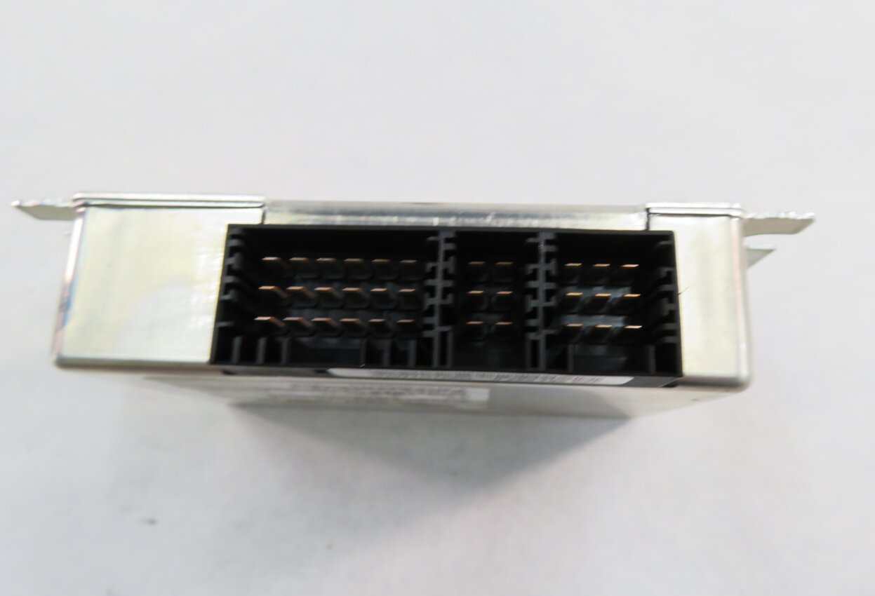 Thumbnail 6: 2010-2013 LAND ROVER LR4 - RANGE ROVER SPORT (L320 L322) TRANSFER CASE MODULE
