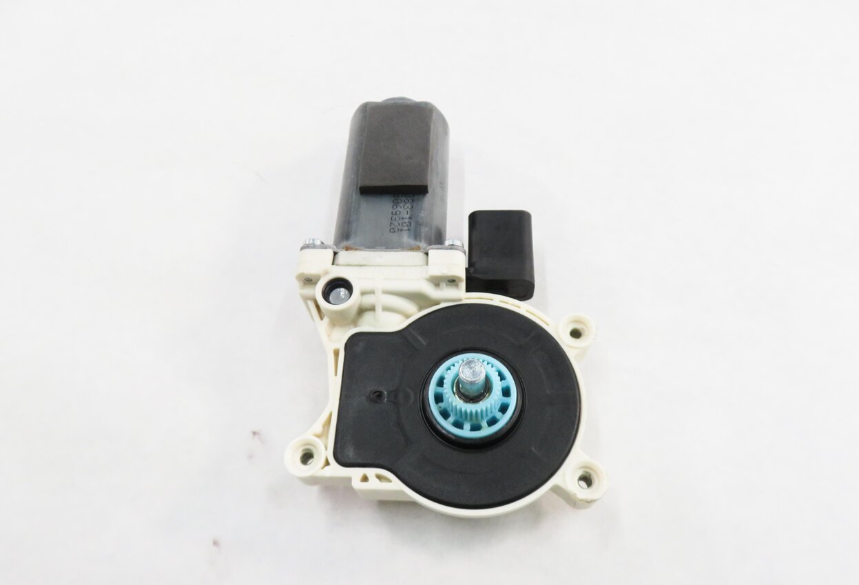 Thumbnail 5: 2010-2012 RANGE ROVER (L322) RIGHT FRONT PASSENGER DOOR POWER WINDOW MOTOR