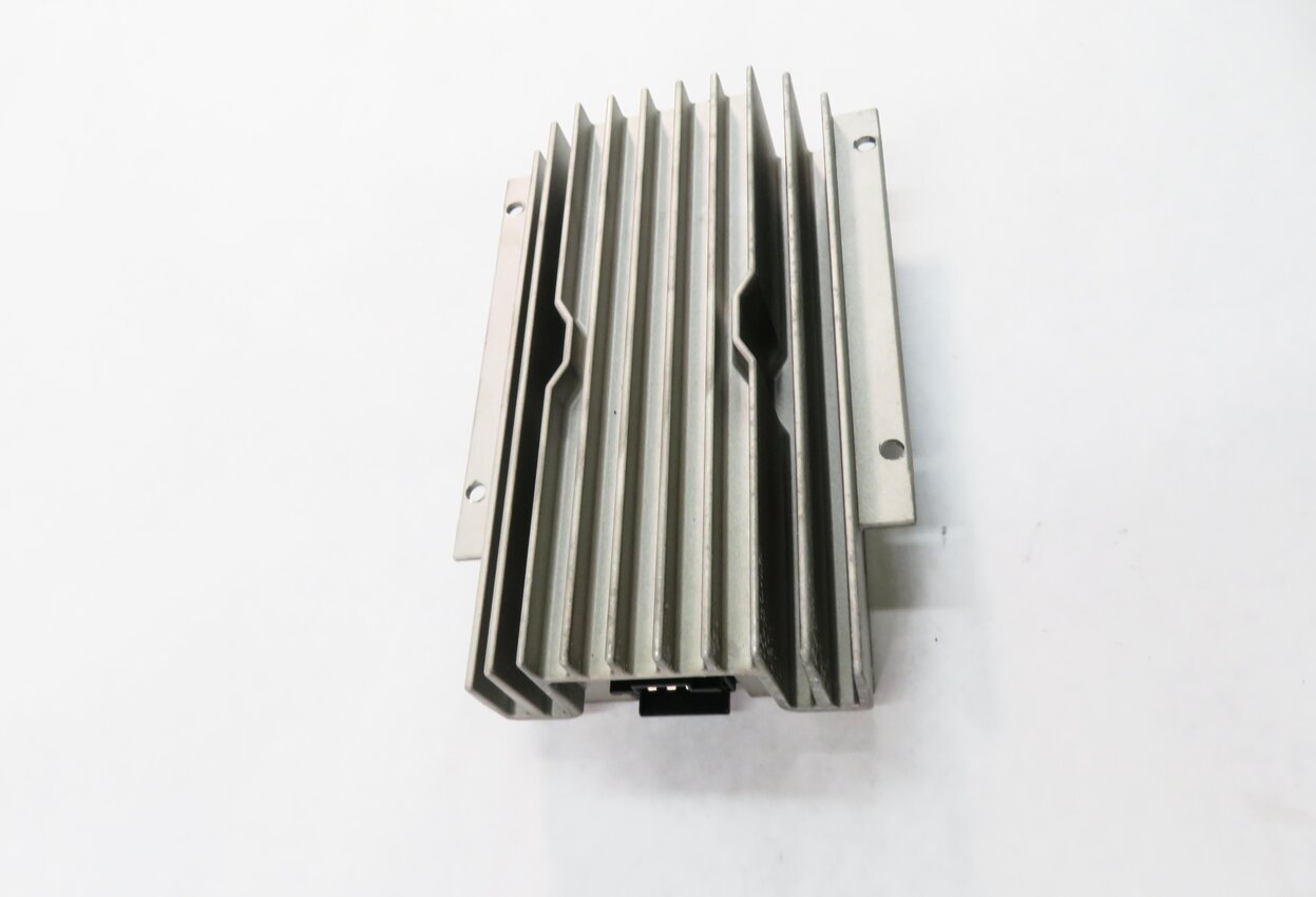Thumbnail 3: 2010 RANGE ROVER (L322) RADIO STEREO LOGIC-7 AUDIO SUB SUBWOOFER AMP AMPLIFIER