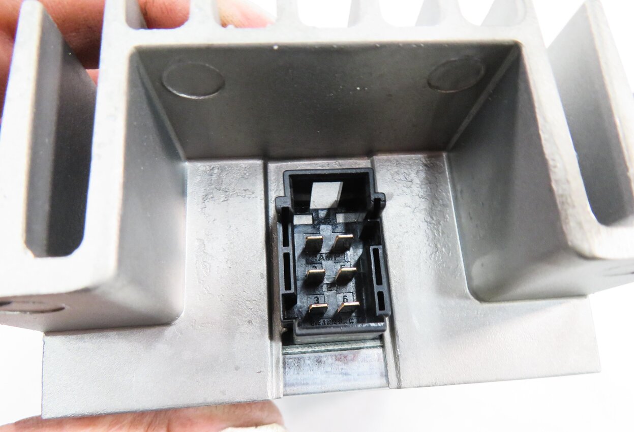 Thumbnail 7: 2010 RANGE ROVER (L322) RADIO STEREO LOGIC-7 AUDIO SUB SUBWOOFER AMP AMPLIFIER