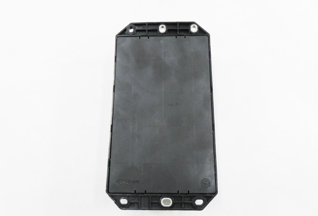 Thumbnail 5: 2010 RANGE ROVER (L322) REAR FUSE BOX
