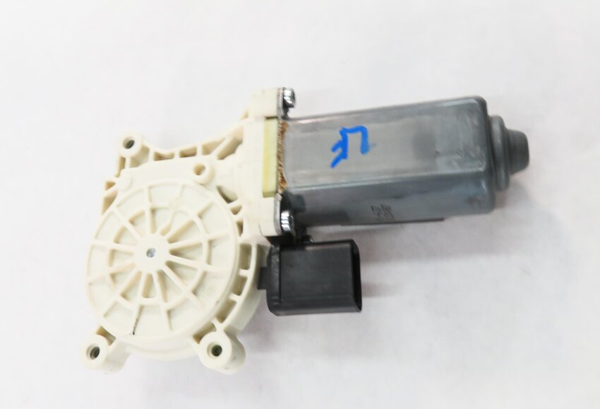 Thumbnail 3: 2010-2012 RANGE ROVER (L322) LEFT FRONT DRIVER DOOR POWER WINDOW MOTOR