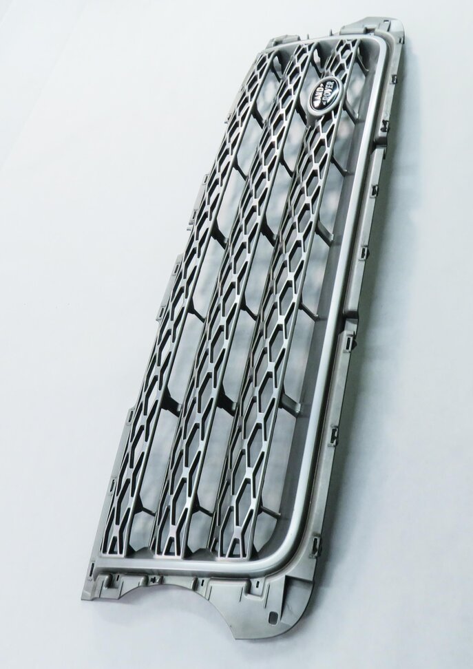 Thumbnail 3: 2010-2012 RANGE ROVER (L322) FRONT HOOD LID AIR VENT GRILLE (GRAY & SILVER)