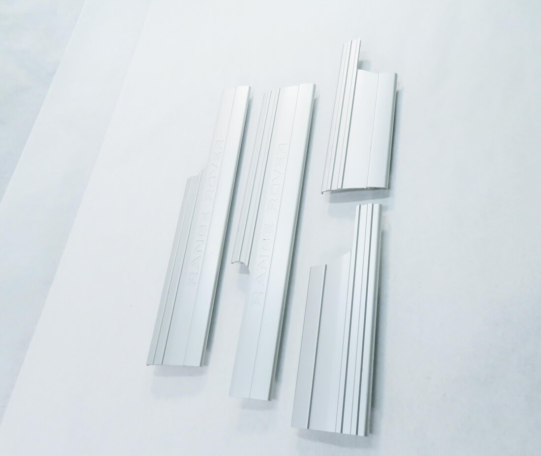 Thumbnail 8: 2010 RANGE ROVER (L322) FRONT & REAR DOOR SILL SCUFF PANEL TRIM SET-4