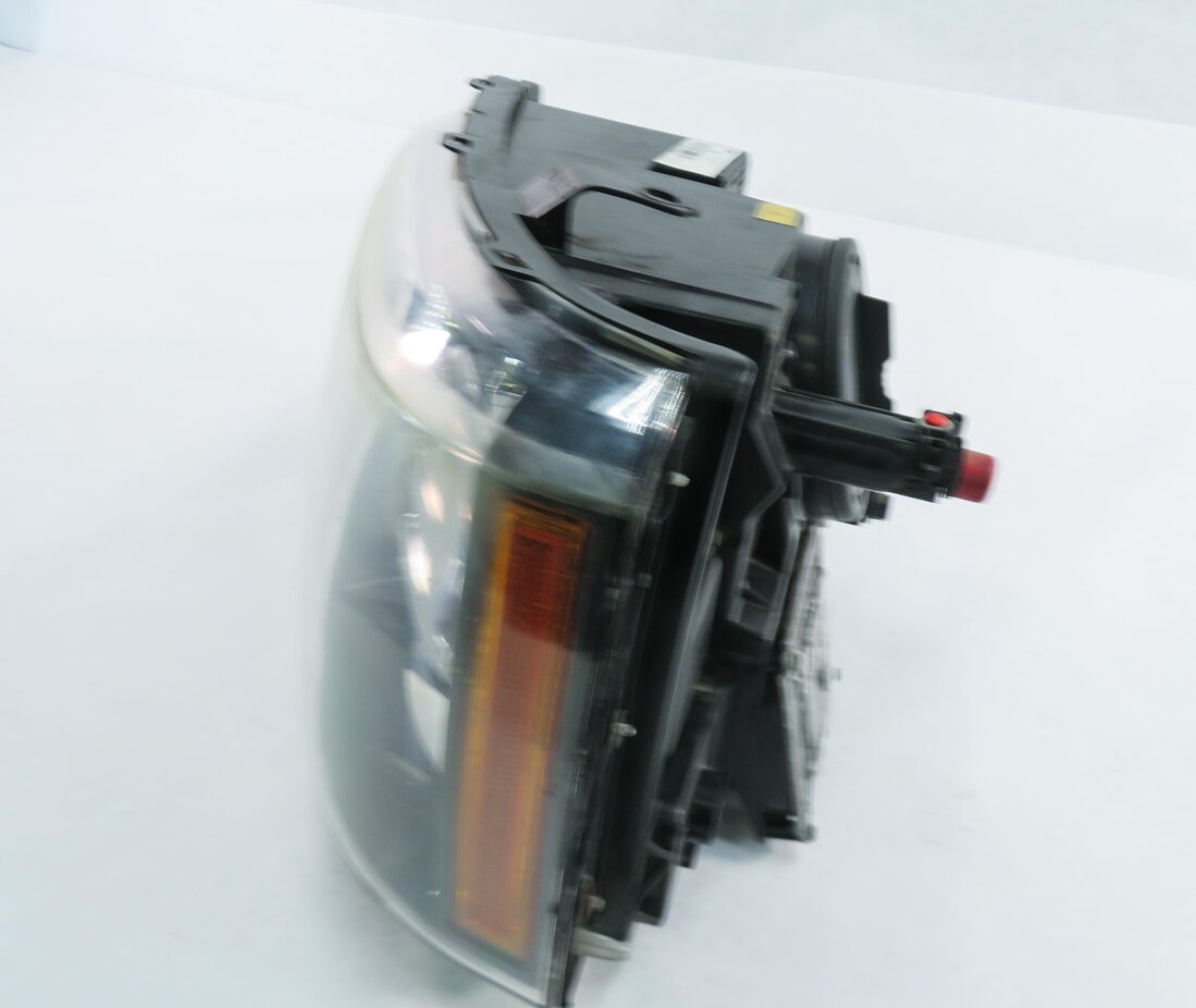 Thumbnail 4: 2010-2011 RANGE ROVER (L3220 LEFT XENON HID HEADLIGHT LIGHT LAMP (GRAY HOUSING)