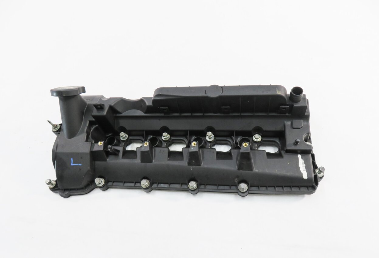 Thumbnail 2: 10-18 RANGE ROVER SPORT (L320 L322 L494 L405) 5.0L V8 - LEFT ENGINE VALVE COVER