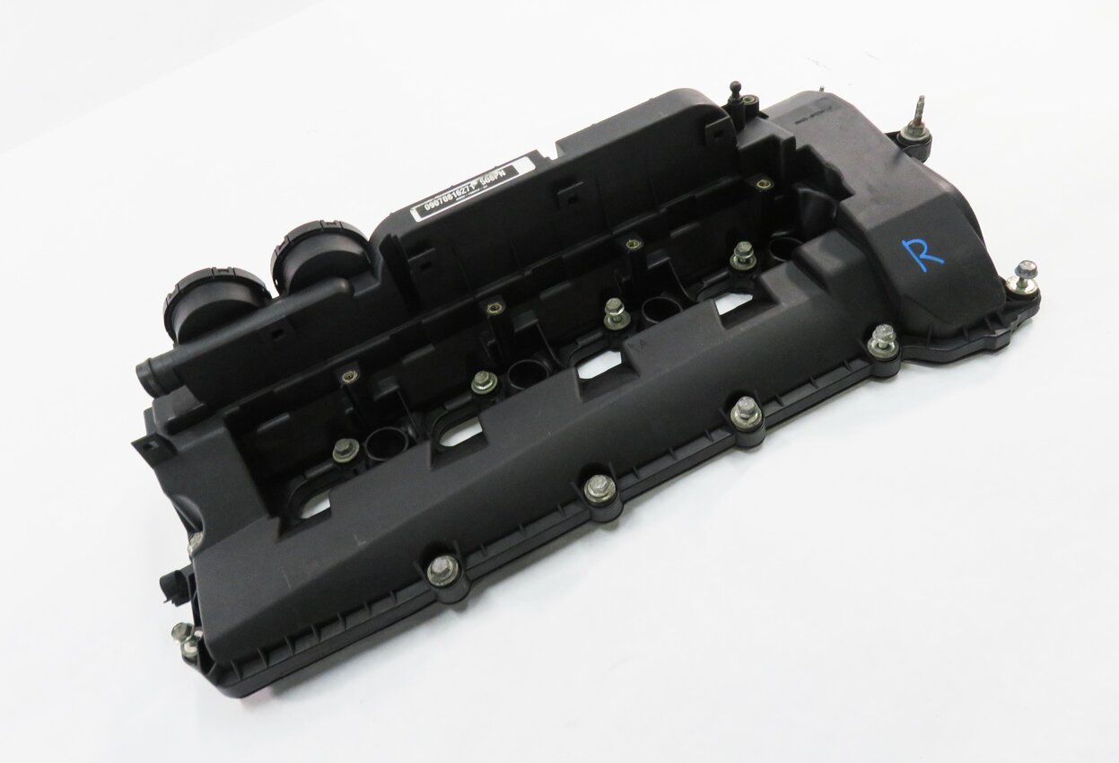 10-12 RANGE ROVER SPORT (L320 L322 L494 L405) 5.0L V8 - RIGHT ENGINE VALVE COVER