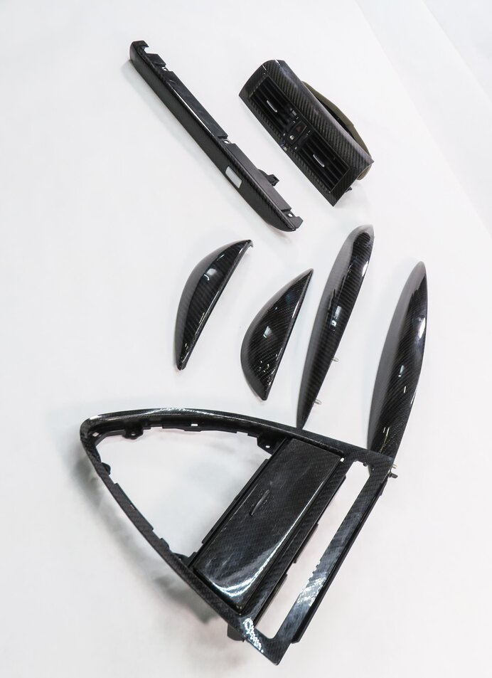 Thumbnail 2: 2008 BMW M6 ///M (E63) DASH DOOR CONSOLE TRIM PANEL SET (CARBON FIBER)