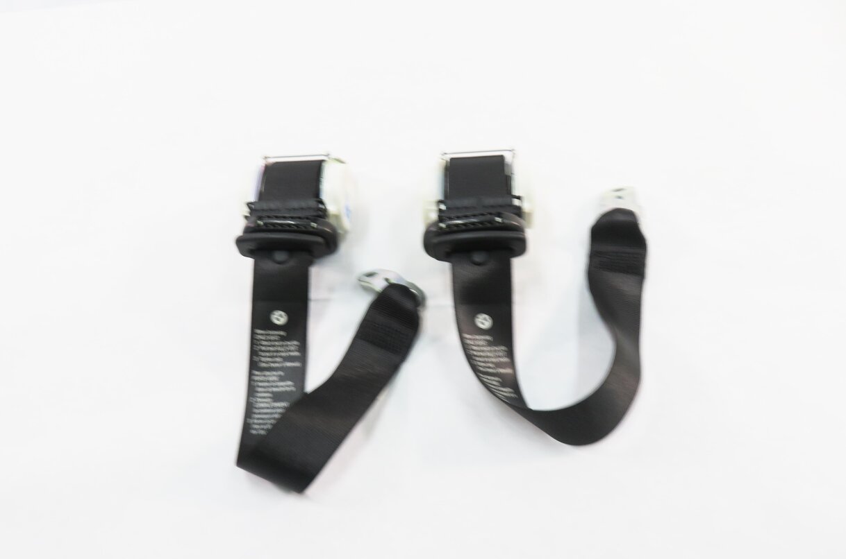 Thumbnail 2: 2008 BMW M6 ///M (E63) REAR SEAT - LEFT & RIGHT SEATBELT RETRACTOR SET (BLACK)
