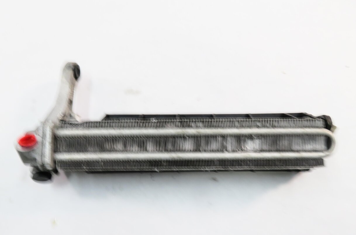 Thumbnail 2: 2008 BMW M6 ///M (E63) SMG TRANSMISSION OIL COOLER