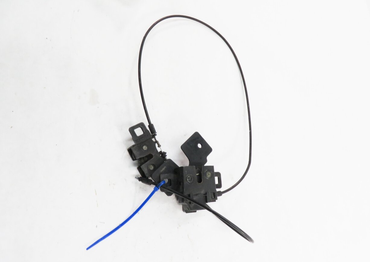 Thumbnail 3: 2008 RANGE ROVER SPORT (L320) FRONT LEFT & RIGHT LOWER HOOD LOCK LATCH SET