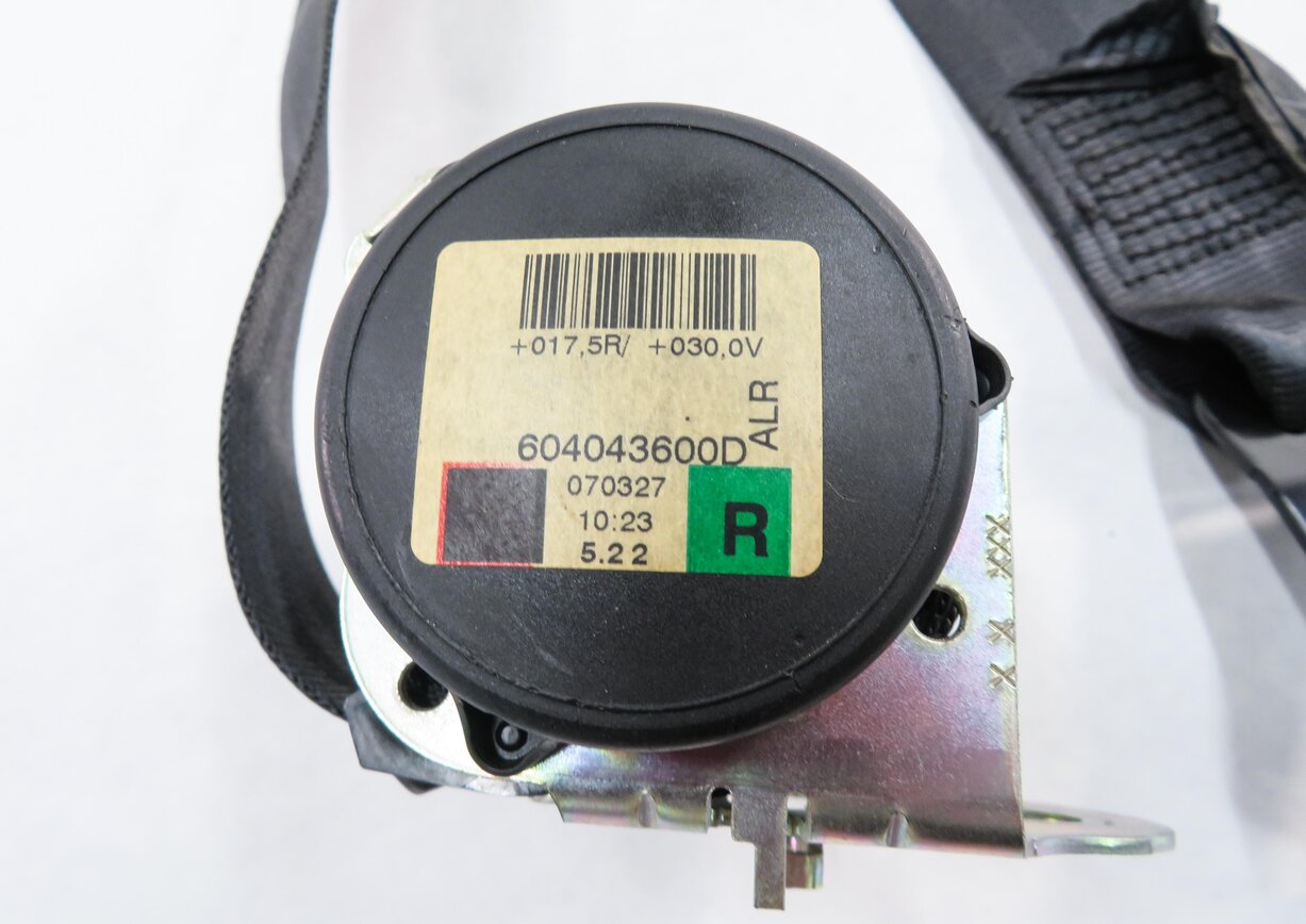 Thumbnail 6: 2008 RANGE ROVER SPORT (L320) REAR 2nd ROW SEAT - RIGHT SEATBELT RETRACTOR BLACK
