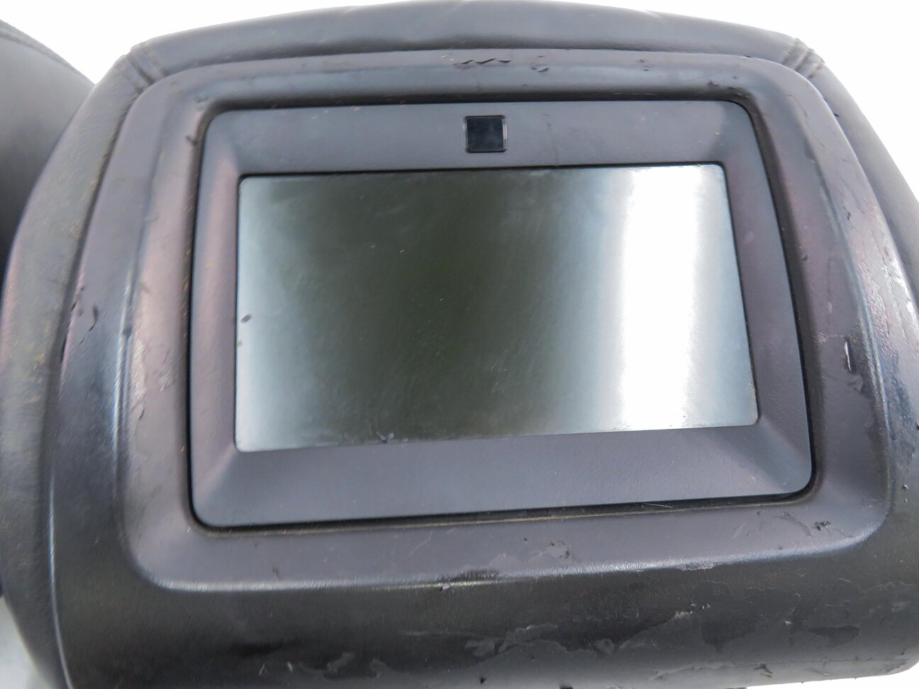 Thumbnail 5: 2006-2012 RANGE ROVER SPORT (L320 L322) FRONT HEADREST SET-2 TV SCREEN (BLACK)