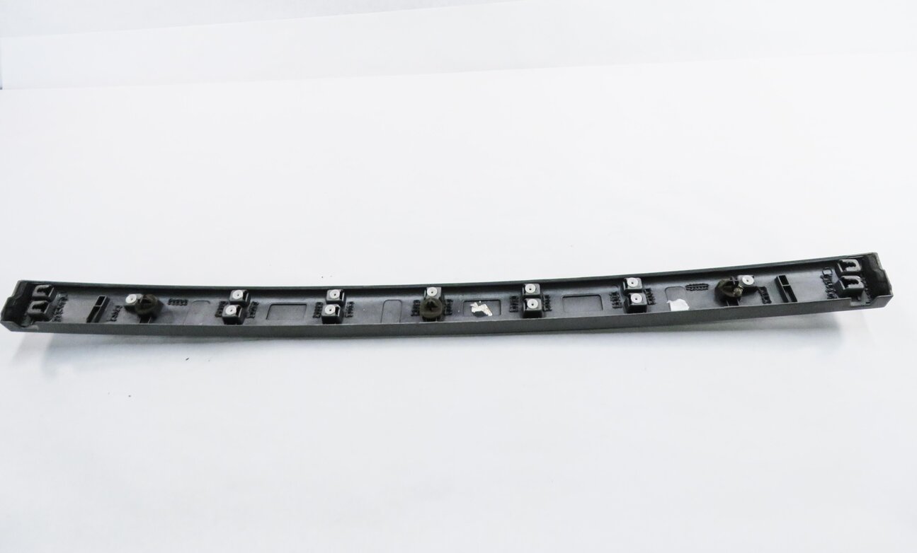 Thumbnail 5: 2008 RANGE ROVER SPORT (L320) REAR HATCH GATE TRUNK TRIM PANEL w/ LETTERING