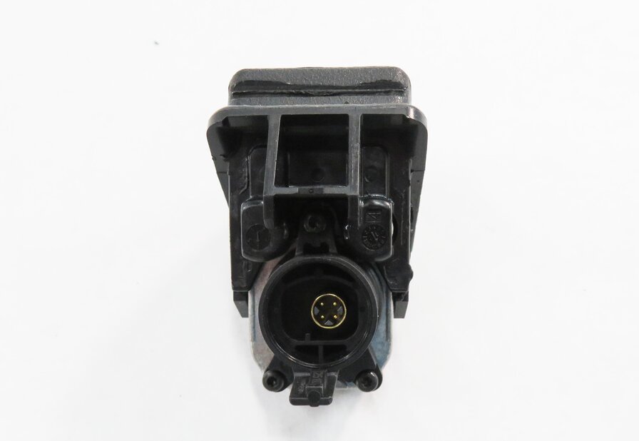 Thumbnail 6: 2009-2018 BMW 2 / 3 / 4 / 5 / 7 / M5 / X3 / X5 / X6 SERIES BACKUP REVERSE CAMERA