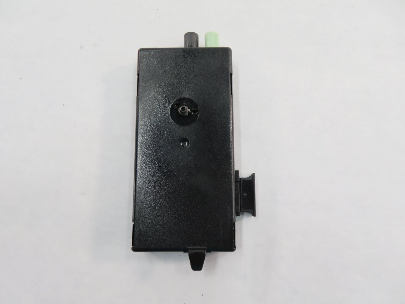 Thumbnail 14: 2013 BMW ACTIVEHYBRD-3 (F30) RADIO STEREO ANTENNA AMP AMPLIFIER SET-5