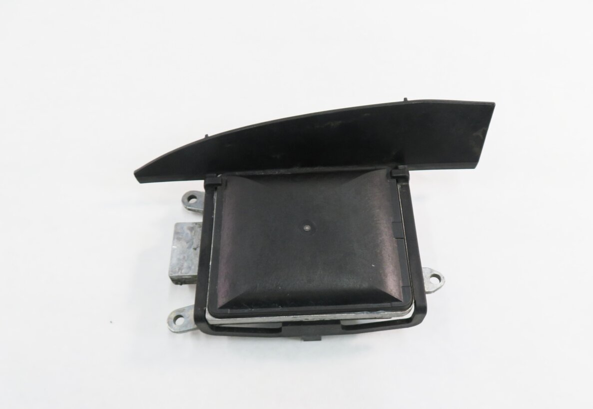 Thumbnail 2: 2013 BMW ACTIVEHYBRD-3 (F30) BLIND SPOT LANE DEPARTURE WARNING MODULE (MASTER)