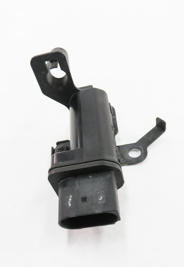 Thumbnail 2: 2013 BMW ACTIVEHYBRD-3 (F30) CURRENT DISTRIBUTION MODULE