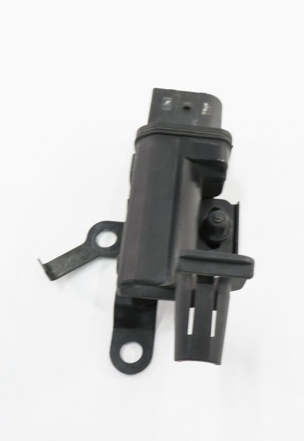 Thumbnail 5: 2013 BMW ACTIVEHYBRD-3 (F30) CURRENT DISTRIBUTION MODULE