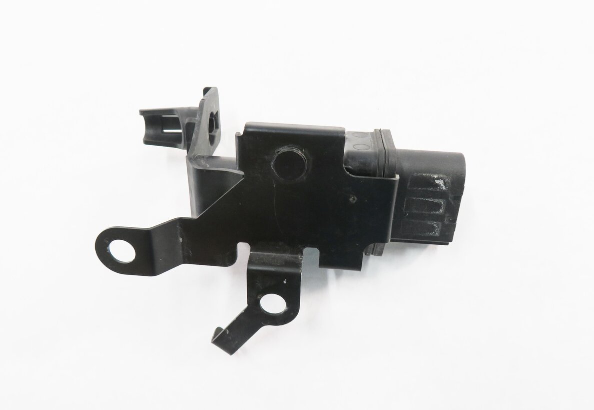 Thumbnail 6: 2013 BMW ACTIVEHYBRD-3 (F30) CURRENT DISTRIBUTION MODULE