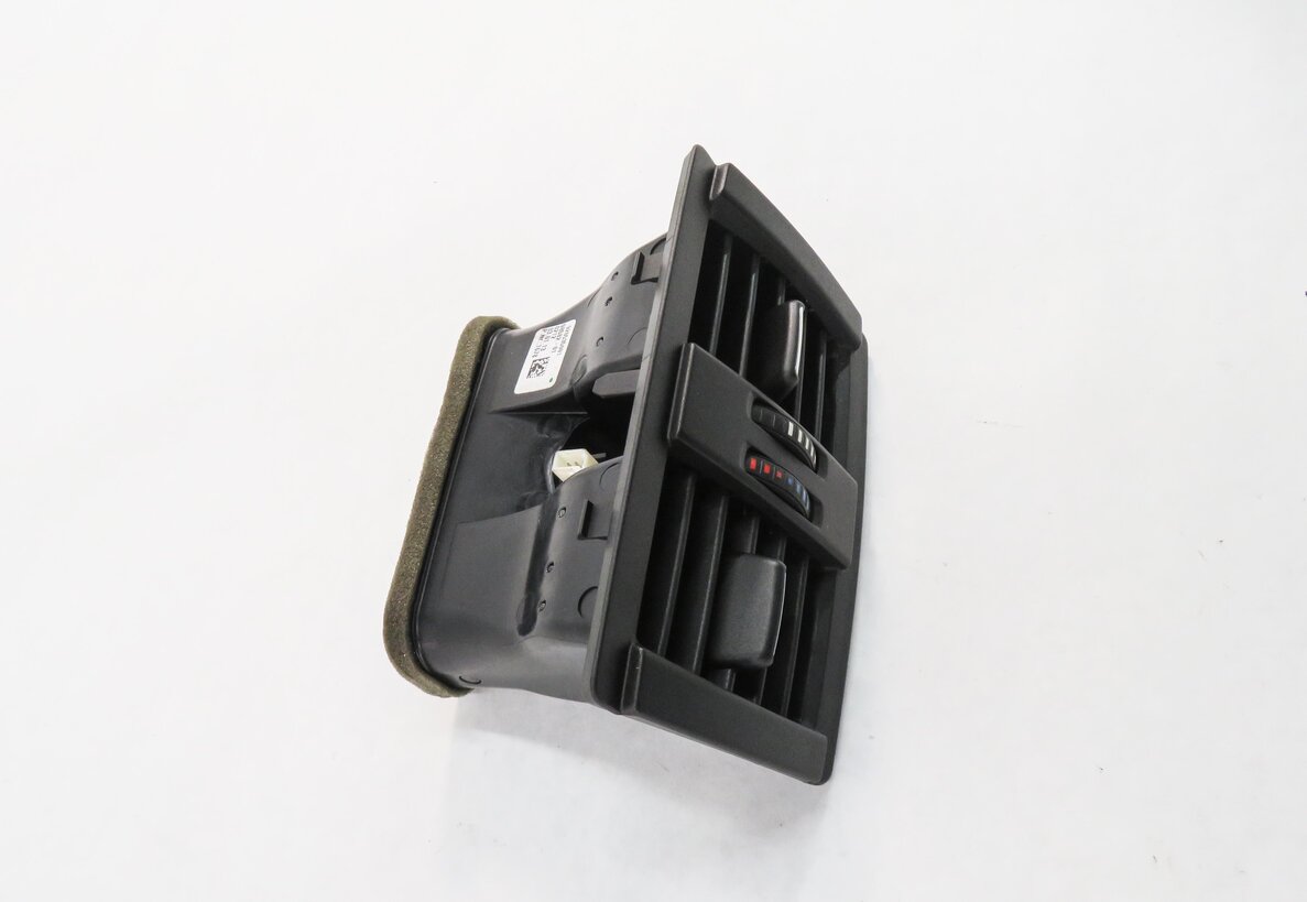 Thumbnail 4: 2013 BMW ACTIVEHYBRD-3 (F30) REAR CENTER CONSOLE HEATER A/C AIR VENT (BLACK)