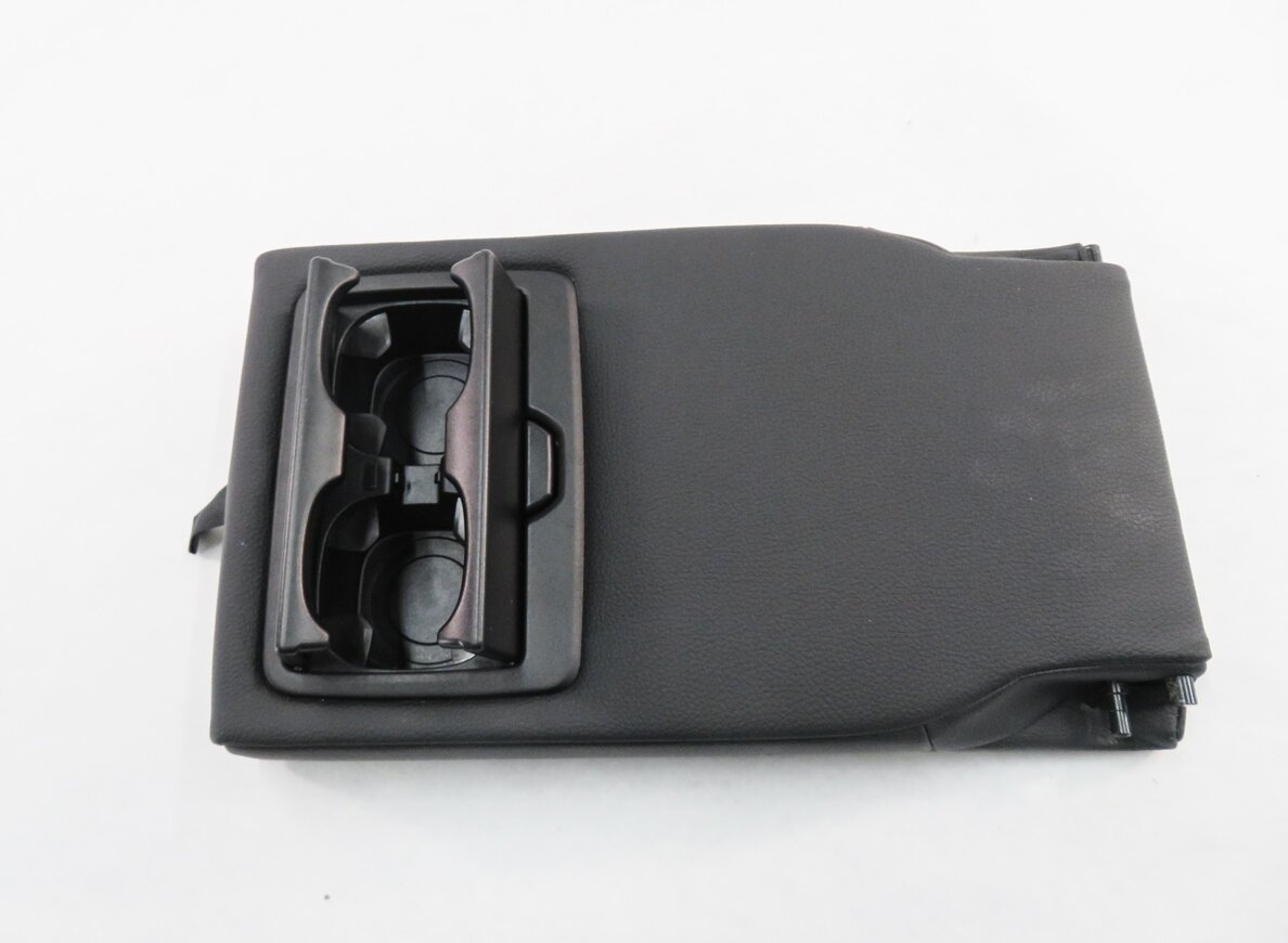 Thumbnail 6: 2013 BMW ACTIVEHYBRD-3 (F30) REAR SEAT CENTER ARMREST CUP HOLDER (BLACK LEATHER)