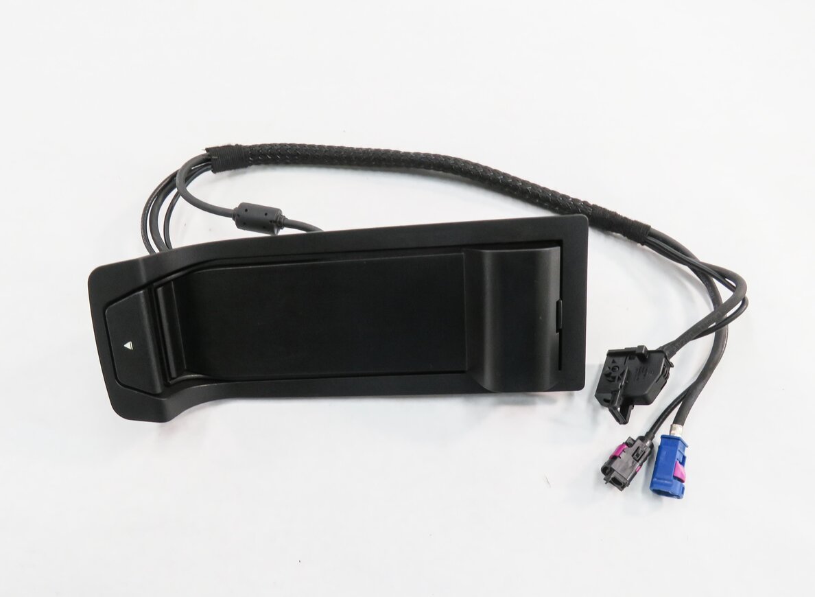 Thumbnail 2: 2013 BMW ACTIVEHYBRD-3 (F30) FRONT CENTER CONSOLE CELL PHONE CRADLE ADPATER