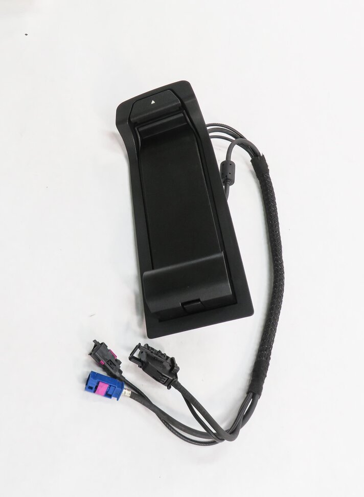 Thumbnail 4: 2013 BMW ACTIVEHYBRD-3 (F30) FRONT CENTER CONSOLE CELL PHONE CRADLE ADPATER