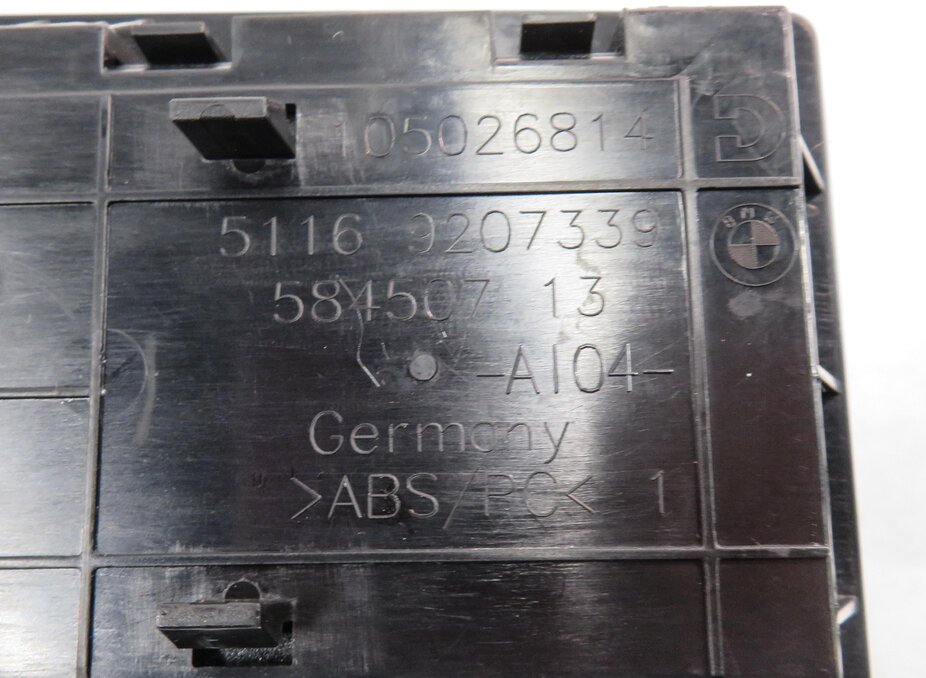 Thumbnail 7: 2013 BMW ACTIVEHYBRD-3 (F30) FRONT CENTER CONSOLE CELL PHONE CRADLE ADPATER