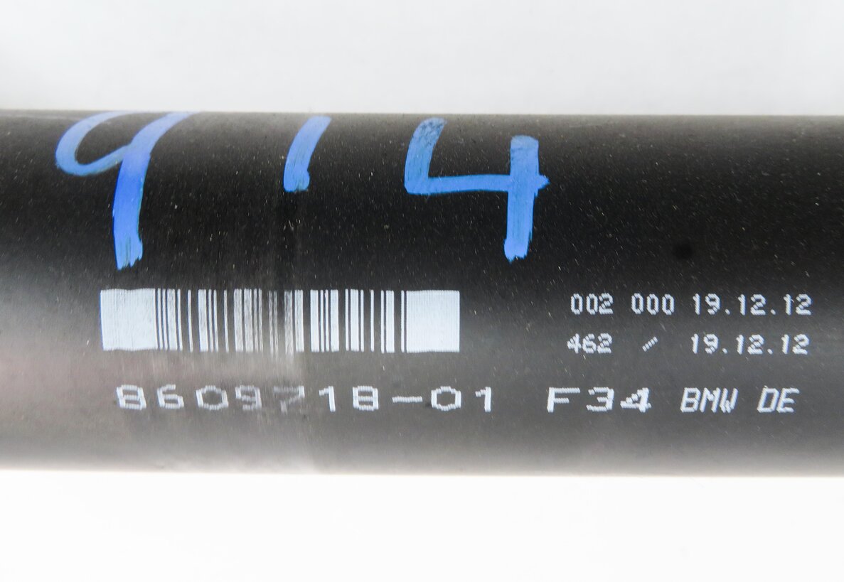 Thumbnail 5: 2013-2015 BMW ACTIVEHYBRID-3 (F30) REAR DRIVESHAFT DRIVELINE DRIVE LINE SHAFT