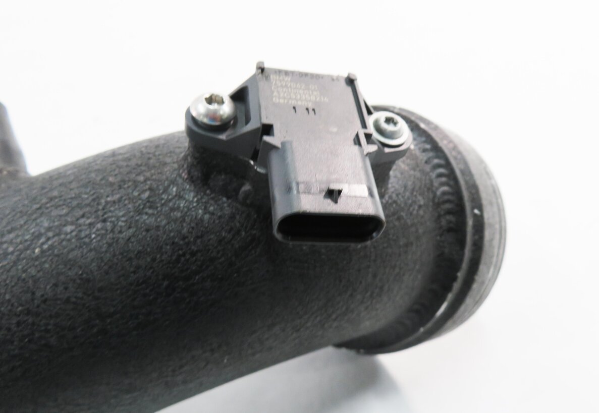 Thumbnail 6: 2013 BMW ACTIVEHYBRD-3 (F30) 3.0L N55 ENGINE - INTAKE TURBOCHARGER CHARGE PIPE