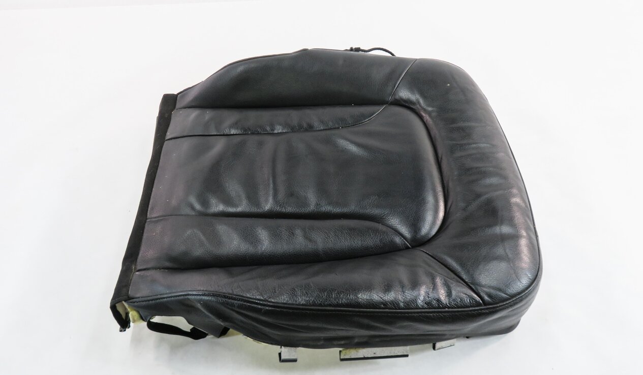 Thumbnail 2: 2011 AUDI Q7 (4L) PASSENGER - LOWER BOTTOM HEATED SEAT CUSHION (BLACK LEATHER)