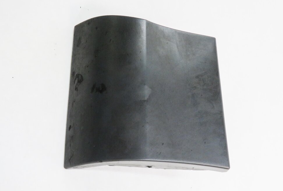 Thumbnail 4: 2011 AUDI Q7 (4L) RIGHT FRONT PASSENGER FENDER LOWER MOULDING TRIM