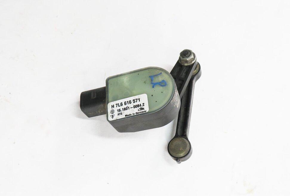 Thumbnail 3: 2011 AUDI Q7 (4L) LEFT DRIVER REAR SUSPENSION HEIGHT LEVEL SENSOR