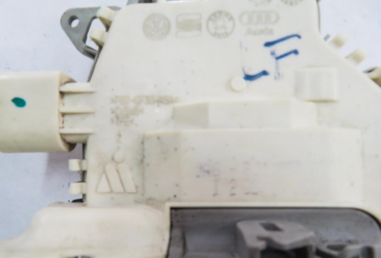 Thumbnail 7: 2010-2019 AUDI / PORSCHE A4 S4 A5 S5 A6 Q3 Q5 Q7 TT 911 - LEFT FRONT DOOR LATCH