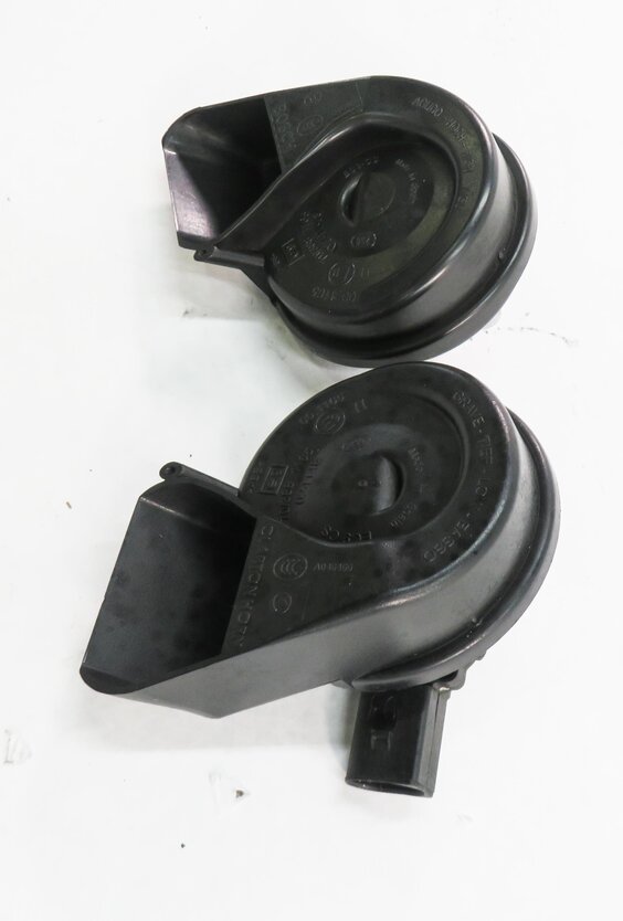Thumbnail 3: 2007-2015 AUDI Q7 R8 (4L 4S) HIGH & LOW TONE HORN SET-2