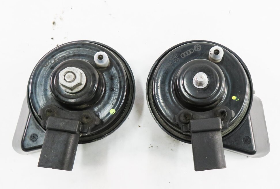 Thumbnail 6: 2007-2015 AUDI Q7 R8 (4L 4S) HIGH & LOW TONE HORN SET-2