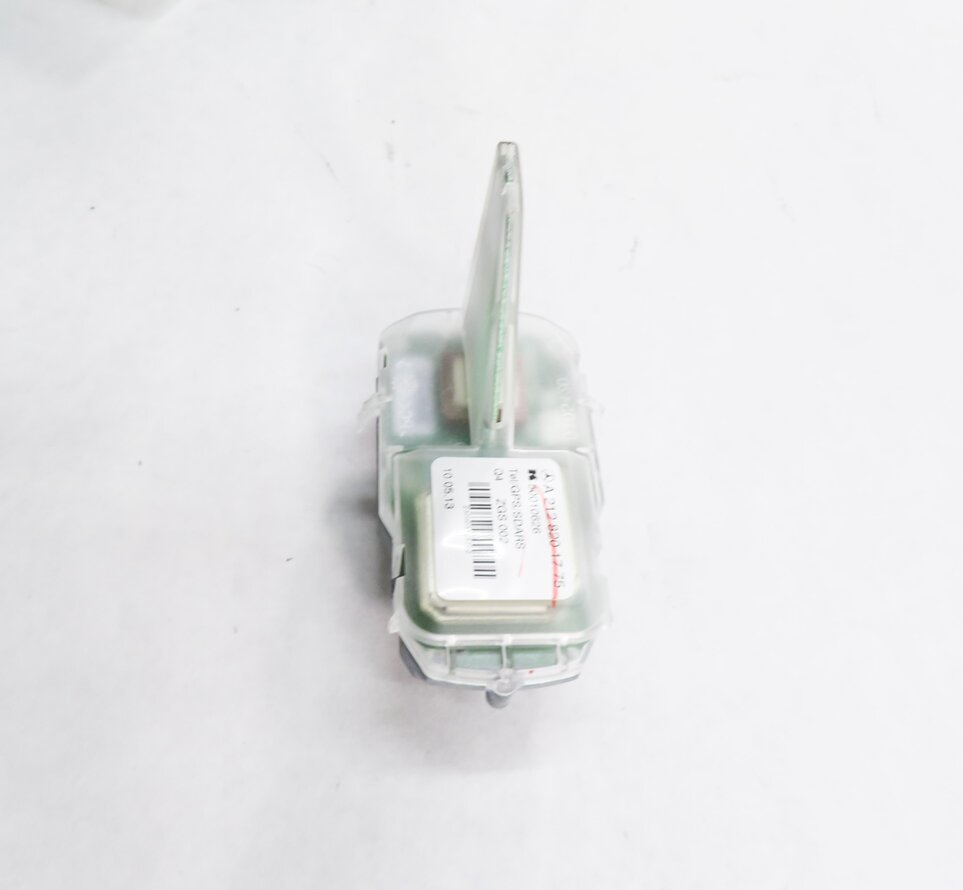 2013 MERCEDES GL450 (X166) AM/FM RADIO STEREO GPS TEL SDARS ANTENNA MODULE