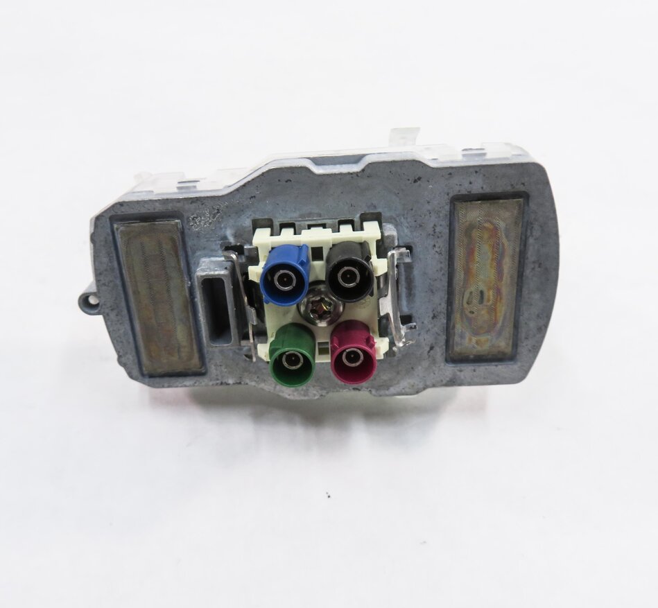 Thumbnail 6: 2013 MERCEDES GL450 (X166) AM/FM RADIO STEREO GPS TEL SDARS ANTENNA MODULE