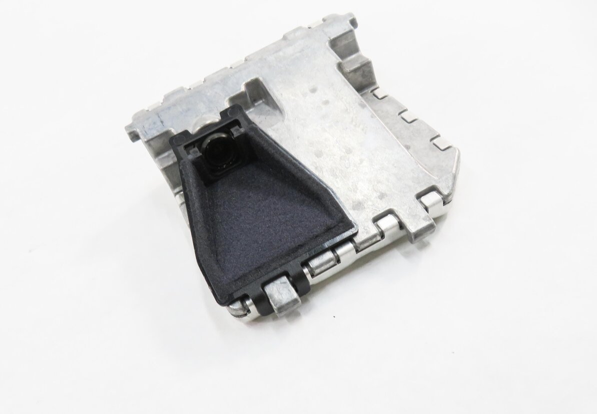 13-14 MERCEDES GL350 GL450 ML350 ML550 (W166 X166) FRONT LANE KEEP ASSIST CAMERA