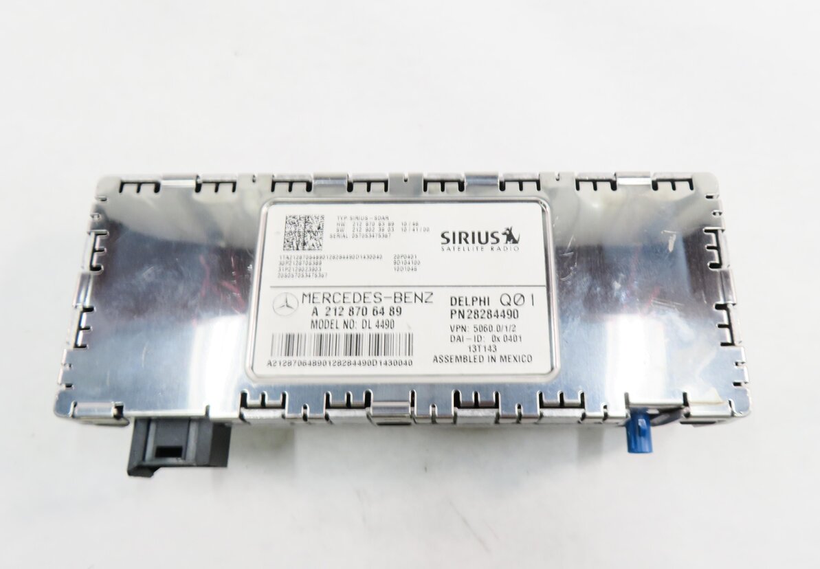 Thumbnail 2: 2013 MERCEDES GL450 (X166) SIRIUS SATELLITE RADIO RECEIVER CONTROL MODULE