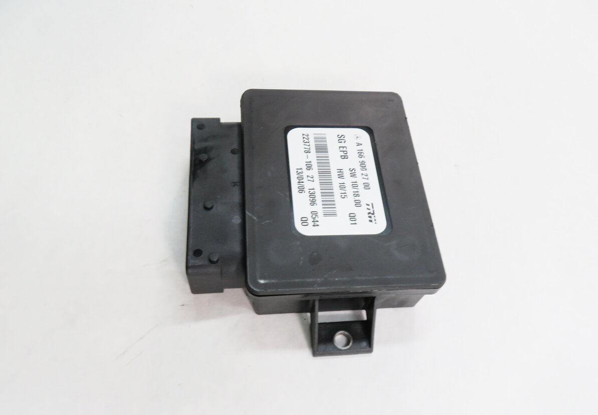 Thumbnail 4: 2013 MERCEDES GL450 (X166) PARKING BRAKE CONTROL MODULE