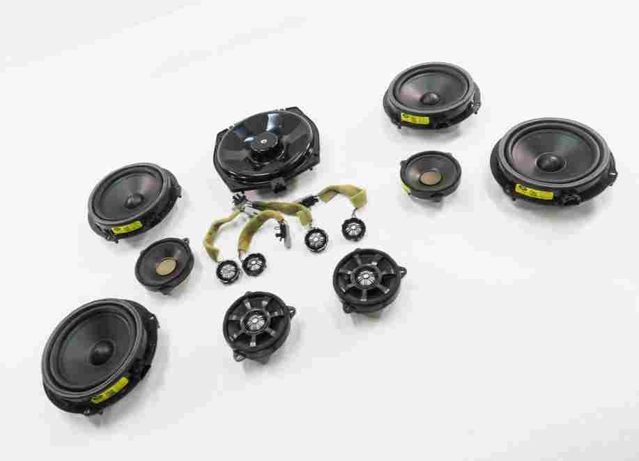 Thumbnail 1: 2012 RANGE ROVER EVOQUE (L538) HARMAN AUDIO SUB SUBWOOFER TWEETER SPEAKER SET-13