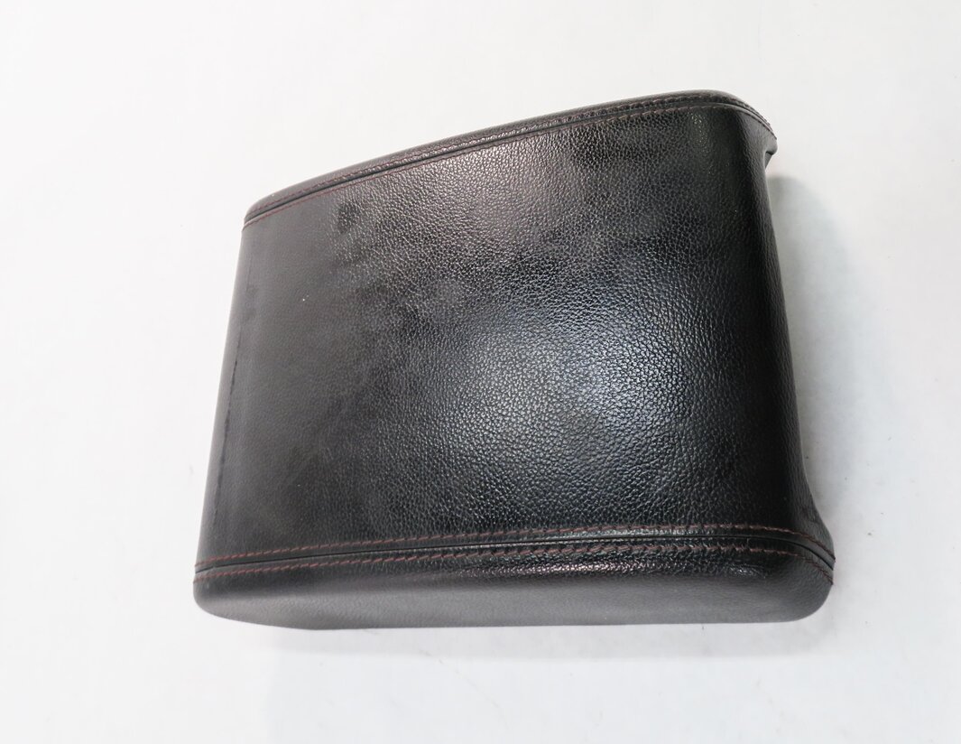 Thumbnail 3: 12-15 RANGE ROVER EVOQUE (L538) FRONT CENTER CONSOLE ARM REST LID (BLACK & RED)