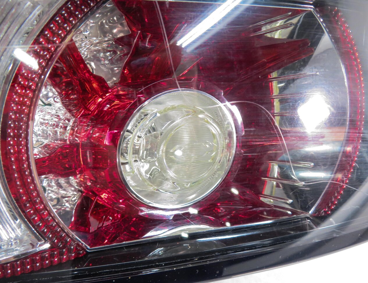Thumbnail 8: 2012-2015 RANGE ROVER EVOQUE (L538) RIGHT PASSENGER TAILLIGHT BRAKE LIGHT LAMP